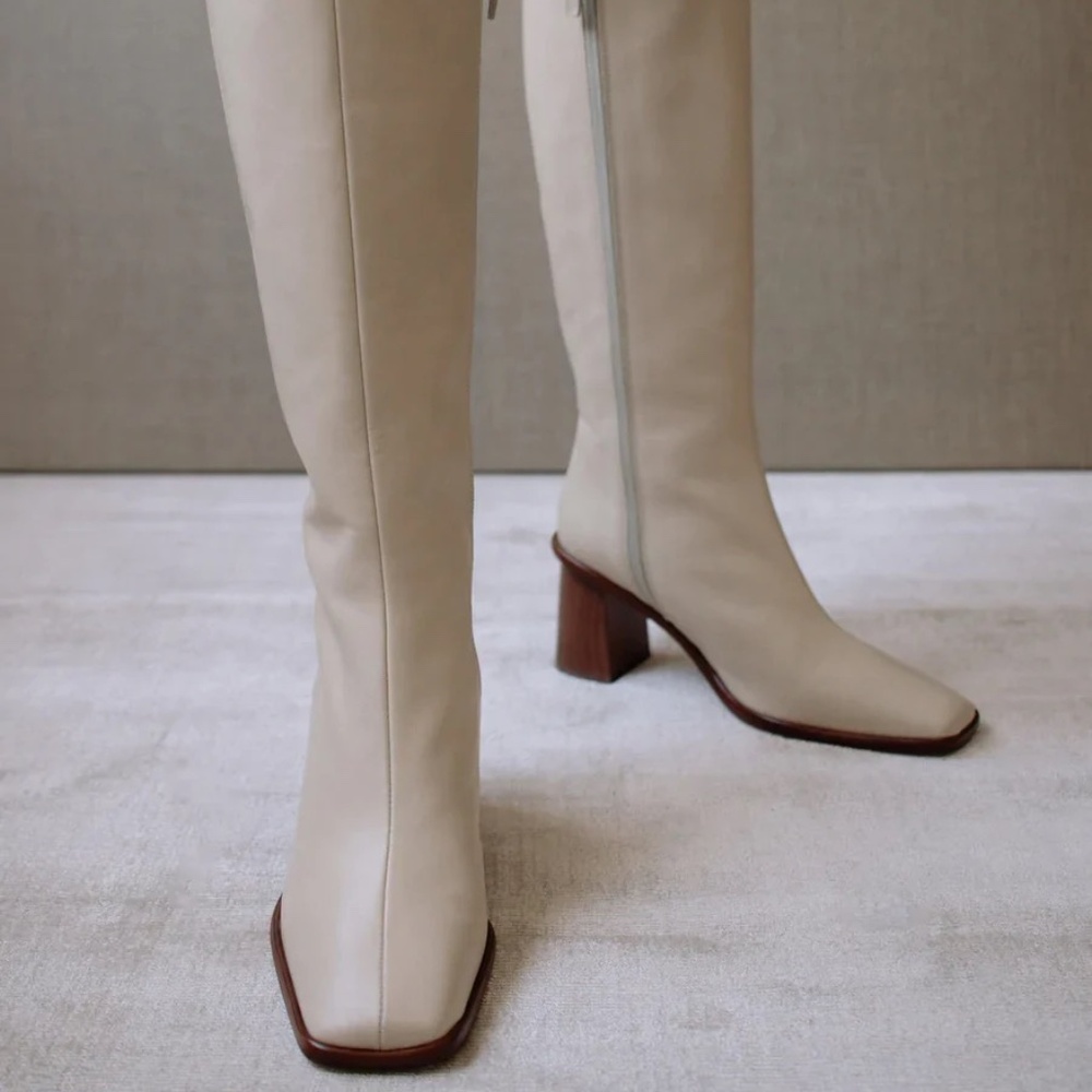 NWT East Off-White High-Knee Boots - Picture 2 of 4